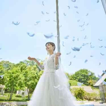 ララシャンス 博多の森 挙式のクライマックスには天使の羽が舞い降りる