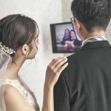 ララシャンス 博多の森 チャペル内で映像を流すことができ、より感動的な挙式にすることができる