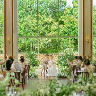 ララシャンス 博多の森 緑溢れる披露宴会場