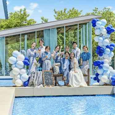 ララシャンス 博多の森 テラスでゲストと記念撮影