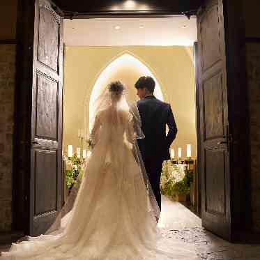 アンフェリシオン ドラマチックな入場シーンに