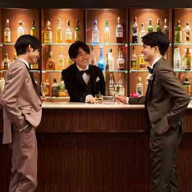 アンフェリシオン バーカウンター完備。ドリンクの種類の豊富さもゲストにとって嬉しいポイント!