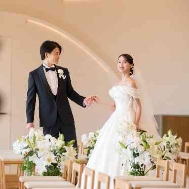 オーベルジュ・ド・リル ナゴヤ お好きなお花で彩りを追加したり、シンプルなおしゃれ空間を創ったり、好みの空間に。