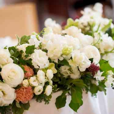 オーベルジュ・ド・リル ナゴヤ メインテーブル装花