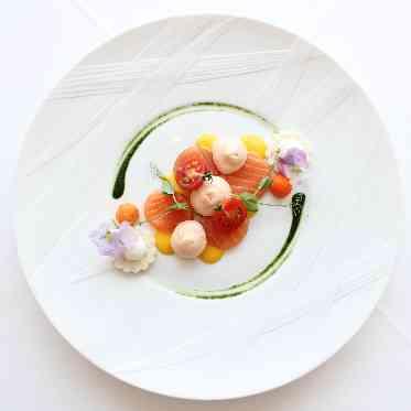 オーベルジュ・ド・リル ナゴヤ 思わず写真を撮りたくなる美しい料理