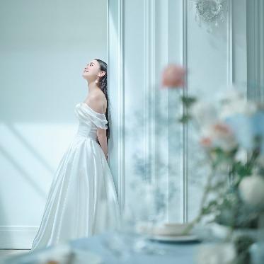 アニヴェルセル 白壁 大人可愛いスタイルの「リュクス ボヌール」