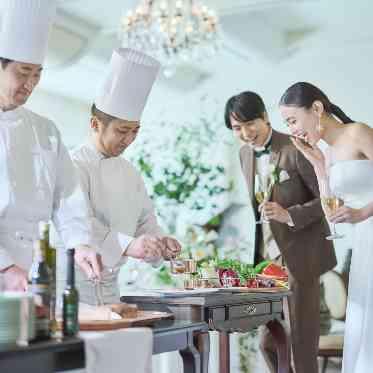 アニヴェルセル 白壁 お料理演出でゲストをおもてなし