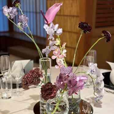 料亭 河文 上質な装花