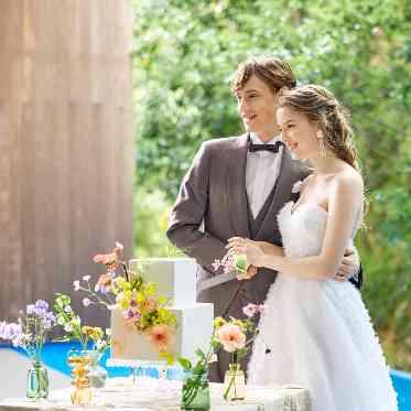 ウォーターテラスでのケーキカットは絶好のシャッターチャンス!