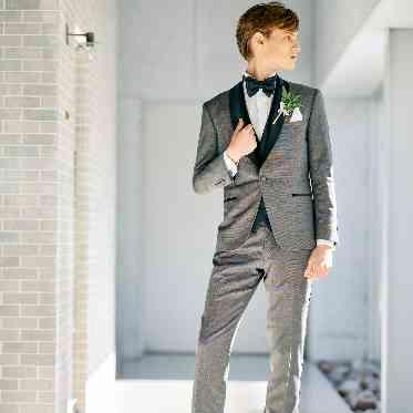 新郎さまもお色直しで2着目のタキシードをおすすめ