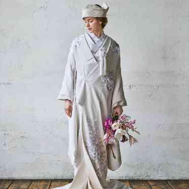 白無垢の人気が上昇中!