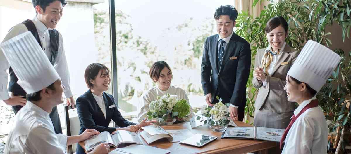 Rouge Ardent(ルージュアルダン) ●BRASSグループ ロビー・控室