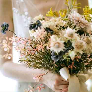 Blanc Beige(ブラン:ベージュ) ●BRASSグループ ブーケも1組1組オリジナルデザインに