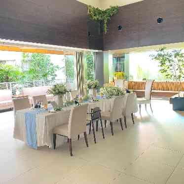 Blanc Beige(ブラン:ベージュ) ●BRASSグループ 少人数パーティの場合、テーブルやレイアウトなども人数やご希望に応じて変更可能