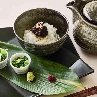 Blanc Beige(ブラン:ベージュ) ●BRASSグループ 幅広い年齢のゲストがくる結婚式ならではの、和風な味付けもOK