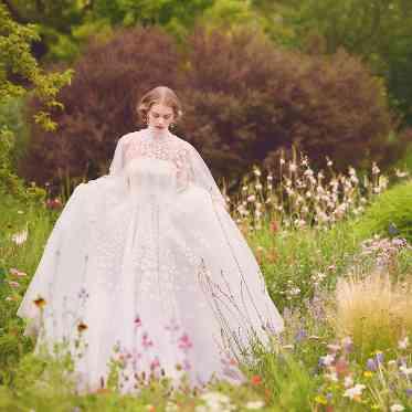 Blanc Beige(ブラン:ベージュ) ●BRASSグループ ウェディングドレス