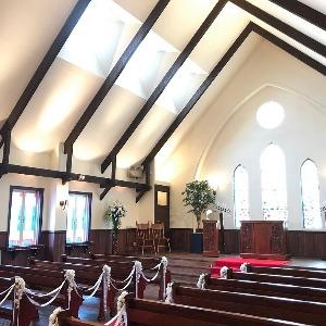 ハウスレストラン&ウェディング レスペランス 木のぬくもりを感じるあたたかいチャペル