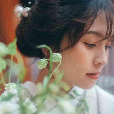 メイクにも自分らしさを…。一生に一度の花嫁姿はアイライン一本にまで拘って