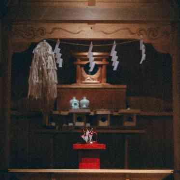 ベルヴィ ラヴァンセーヌ ノームコアな挙式を希望するカップルに人気の和挙式。前撮り空間としても利用できる