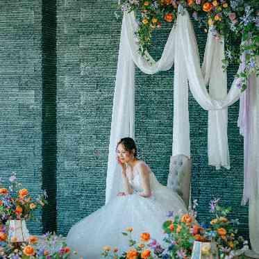 ベルヴィ ラヴァンセーヌ ハンギングコーディネートもできる自遊空間でお二人らしいパーティを♪