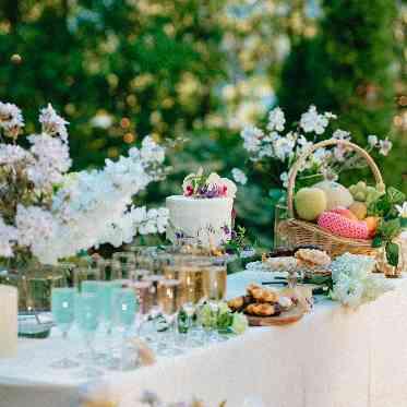 ベルヴィ ラヴァンセーヌ プライベートガーデンは自由な空間。ビュッフェ演出・ウェルカムパーティ・二次会も可