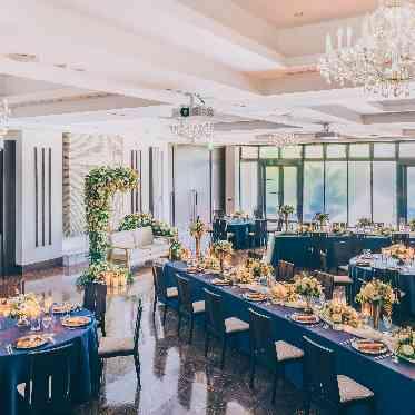 ベルヴィ ラヴァンセーヌ 円卓と流しをミックスしたコーディネート