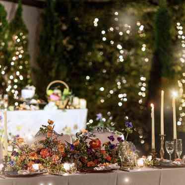 ベルヴィ ラヴァンセーヌ 煌くガーデンにテーブルを並べてパーティや二次会もOK