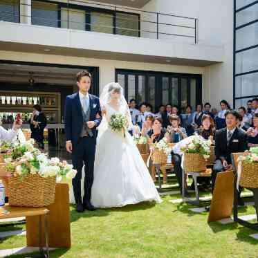 THE LUXSCENA(ザ・ラグシエナ) 青空の下だとすべてが新鮮