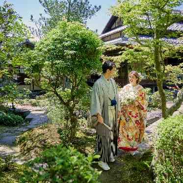 桜鶴苑（おうかくえん） 1200坪の庭園すべてがフォトスポット。四季折々の景観の中想い出を沢山残して