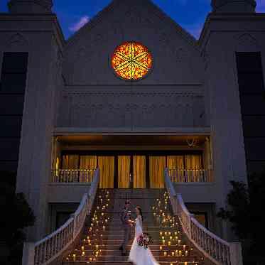 NIHO 夜には違った魅力を感じることのできる、邸宅ナイトウェディング