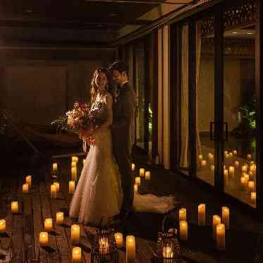 NIHO 3階フルレのテラスにキャンドルを飾って、オリジナルナイトウェディングを