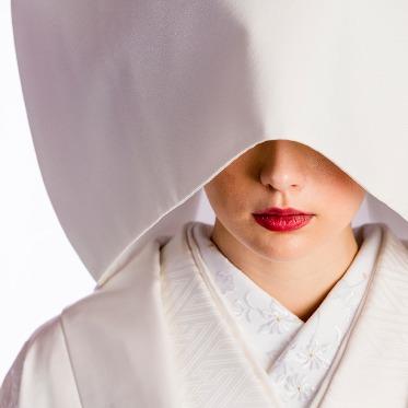 NIHO 伝統の「白無垢」。洋髪での着用もお気軽にご相談ください