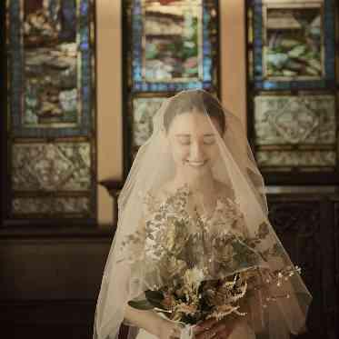 マナーハウス写風舘 鮮やかなステンドグラス