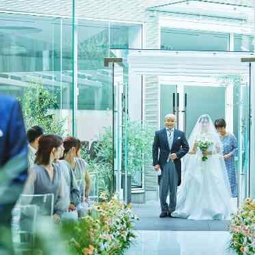 KITAYAMA　MONOLITH(北山モノリス) バージンロードを1歩ずつ歩くごとに想い出がよみがえる