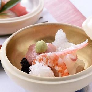 エクシブ琵琶湖 御津久里
鯛 とろ 車海老 あしらいいろいろ