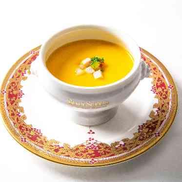 びわ湖大津プリンスホテル 大人気メニュー『クレーム・ド・レギューム』