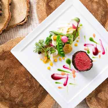 びわ湖大津プリンスホテル おふたりのウエディングストーリーをお料理に込めて…