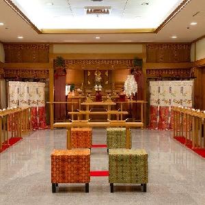京都東急ホテル 下鴨神社より本格的な挙式を行えます。