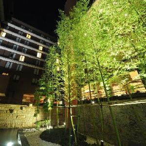 京都東急ホテル ライトアップも素敵な中庭！