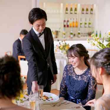 二条城チャペル セント・アベニール 1つの披露宴会場のみだからこそメインキッチンが併設。料理の鮮度を保証