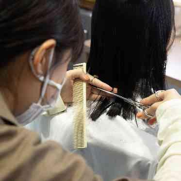 【新郎様へサプライズ】まさかのヘアカット…!?