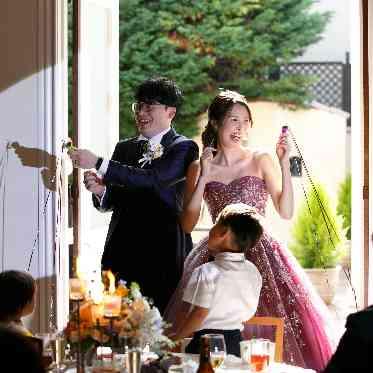 おふたりの笑顔が輝いておりました!