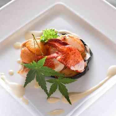 金目鯛のポワレ ホタテと雲丹添え~白ワインソース~