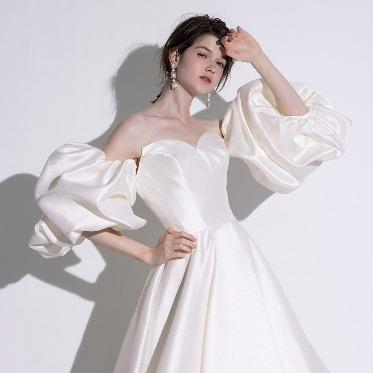 二条城チャペル セント・アベニール 専属のスタイリストが「運命の1着」を見つけるお手伝いおいたします