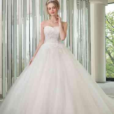 二条城チャペル セント・アベニール ウェディングドレス