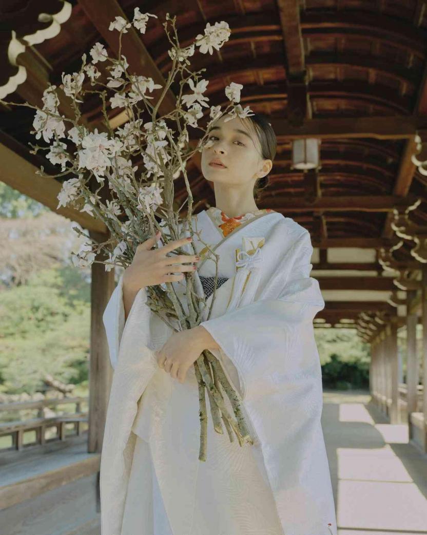 AKAGANE RESORT KYOTO HIGASHIYAMA（アカガネリゾート京都東山） ドレス・衣装