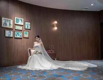 琵琶湖ホテル ドレス・衣装の写真3