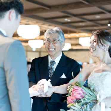 平安神宮会館 お父様とのバージンロード風入場