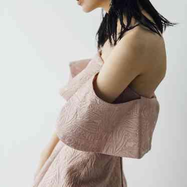 平安神宮会館 カラードレスのお色直しも人気