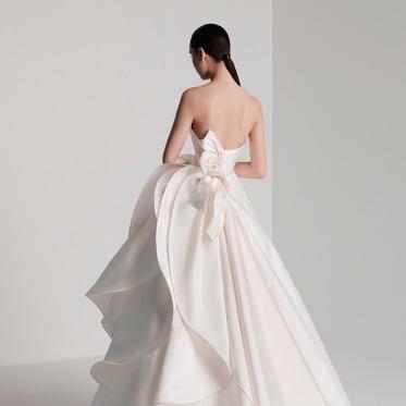 ハイアット リージェンシー 京都 イタリアを代表する最高級ドレスブランド「アントニオ・リーヴァ」